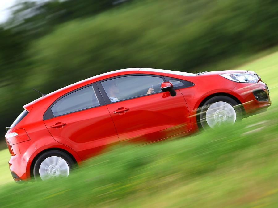  Kia Rio 5-Door 2011 года  (UK) (фото 8 из 30)